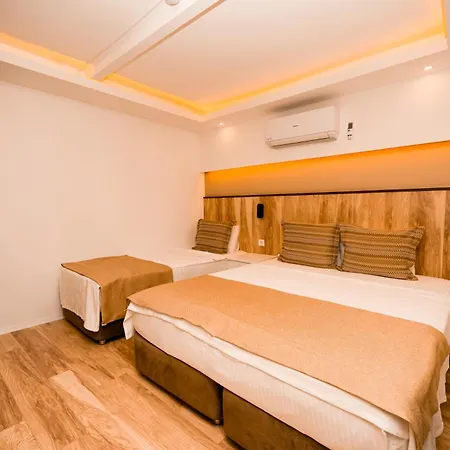 Ξενοδοχείο Loca Centre