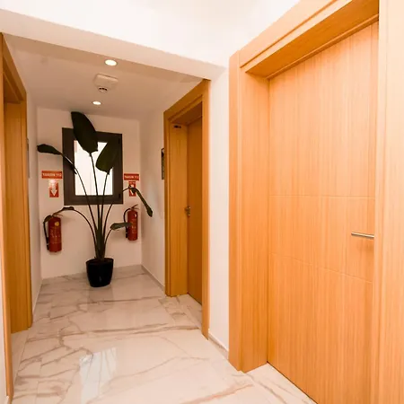 Ξενοδοχείο Loca Centre