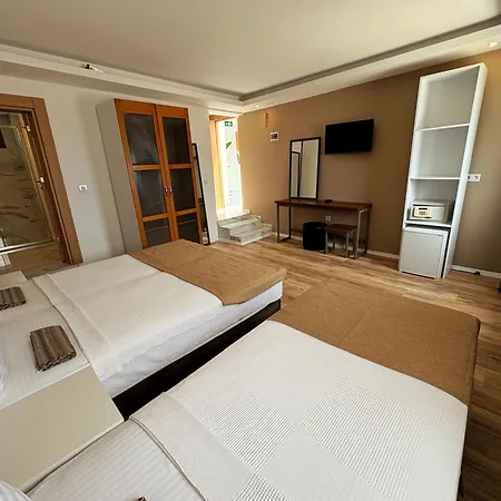 Hotell Loca Centre *