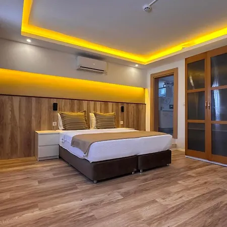 Loca Centre Hotell *
