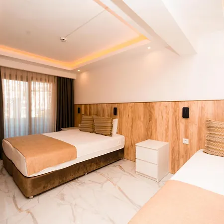 Loca Centre Hotel