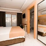 Loca Centre بودروم