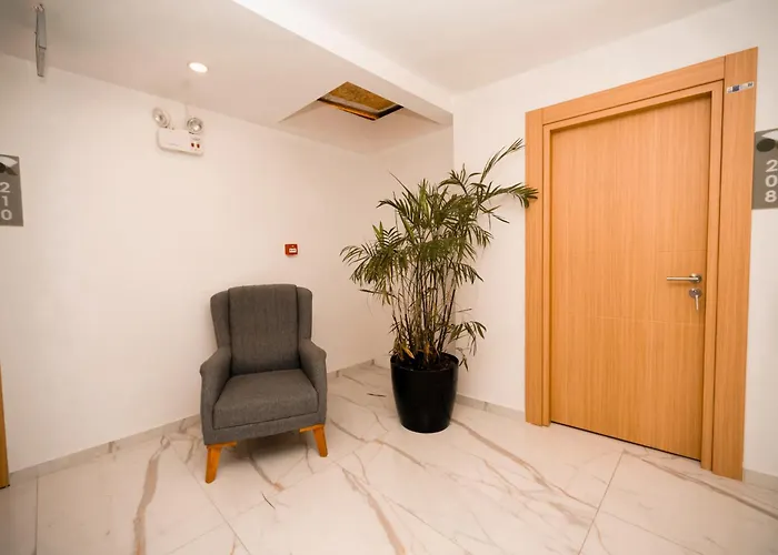 Loca Centre ホテル